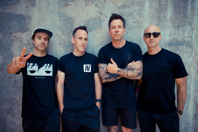 Simple Plan (CNW Group/Amazon Canada Fulfillment Services, ULC)