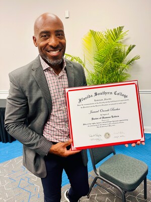 NFL Hall of Famer Rondé Barber is awarded the degree Doctor of Humane Letters, honoris causa at Florida Southern College