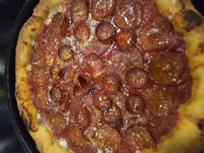 Gino's East of Chicago-LA Pope-roni Deep Dish pizza