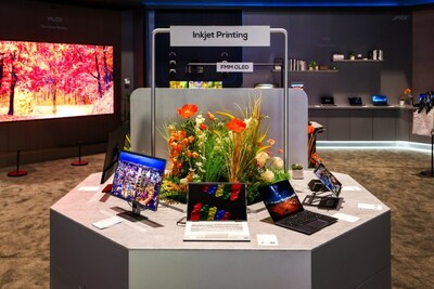 TCL CSOT presents the industry’s first full IJP OLED Family Bucket at SID 2025.