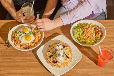 Stacked Pancake & Breakfast House launches first-ever National “Stacked Day”. (CNW Group/Stacked Pancake & Breakfast House)