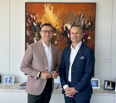 AN ACTIVE AND INVOLVED GROUP Guy Cormier, President and CEO, and Denis Dubois, appointed President and CEO of Desjardins Group effective September 2, 2025. (CNW Group/Desjardins Group)