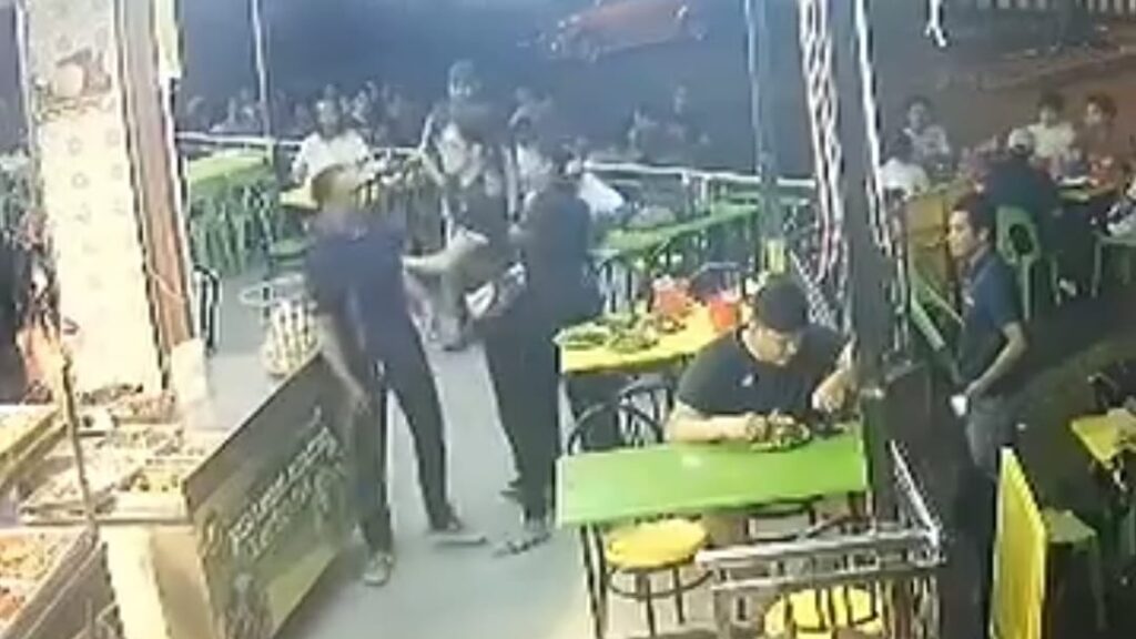 Merokok rokok