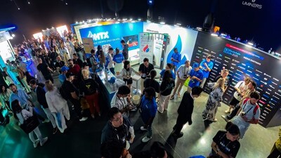 Crowds gathering at HTX's exhibition booth (PRNewsfoto/HTX)