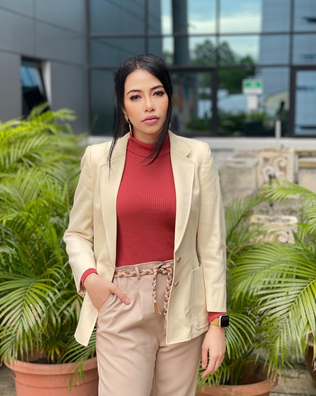 ELLY ARIFFIN